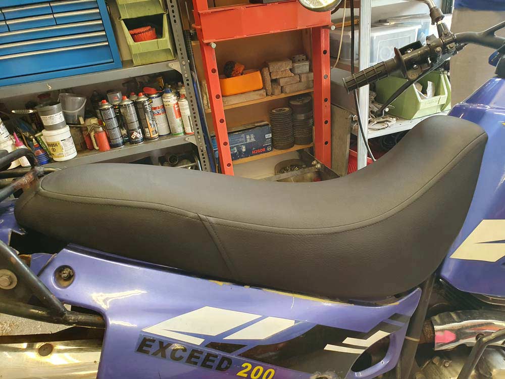 motorülés kárpitozás